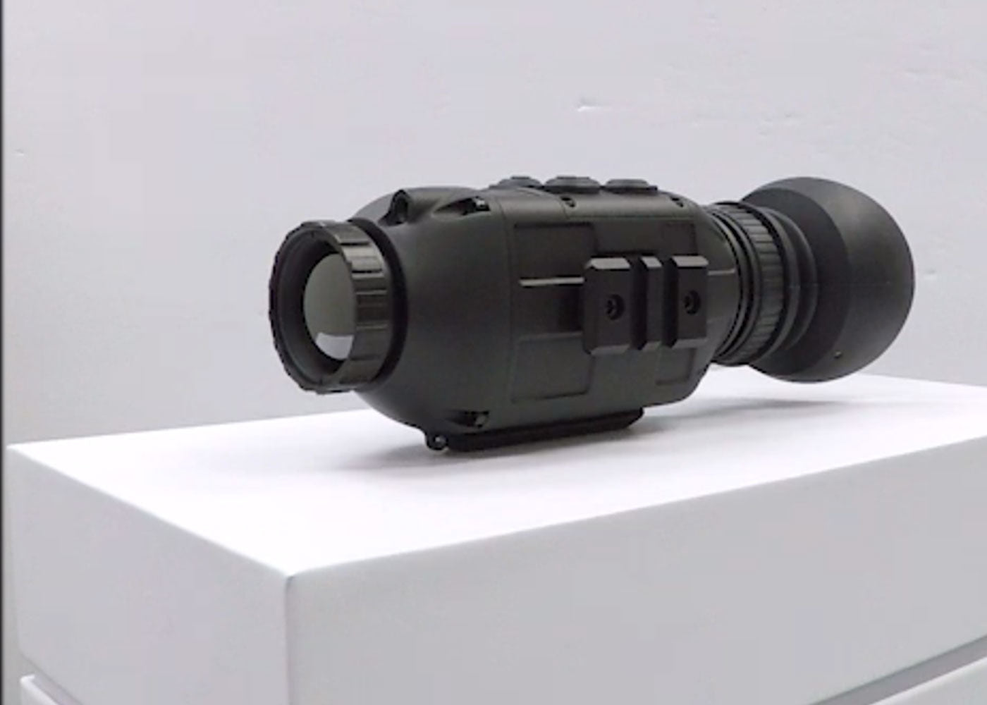 thermal optic goggles GSCI TI-GEAR-M Thermal Imaging Mono-Goggles. Exportable and ITAR-free